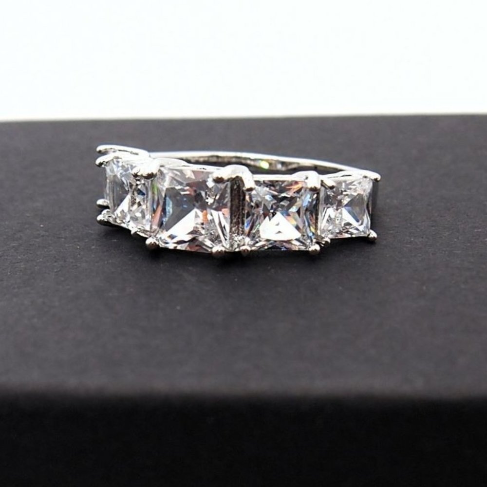 Incredible Opulent 5 Stone 6.00ctw Princess Cut Anniversary Band " Must See "